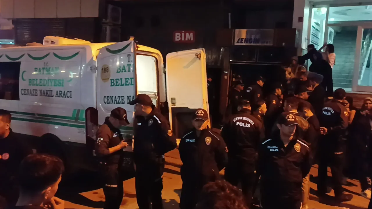 Acı Haber: 2 kişi yanarak can verdi!