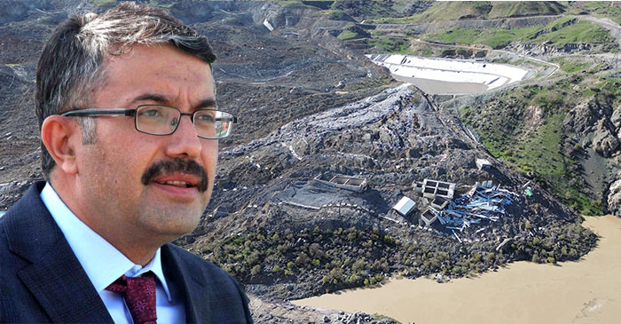 Bakan Yardımcısı Ali Çelik'ten Hakkarideki heyelana açıklama