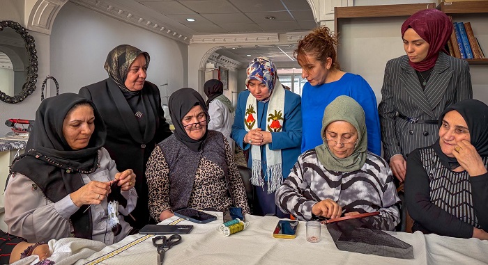 Nesibe Taşyapan’dan kadınlara destek: ADEM kurslarını inceledi