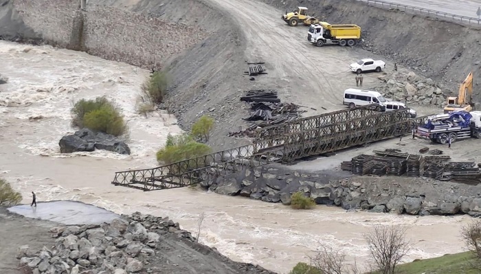 Askerlerden Hakkari'de seferberlik: Çalışmalar Sürüyor