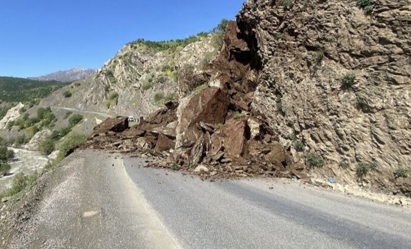 Şemdinli–Derecik Yolu Yeniden Ulaşıma Açıldı