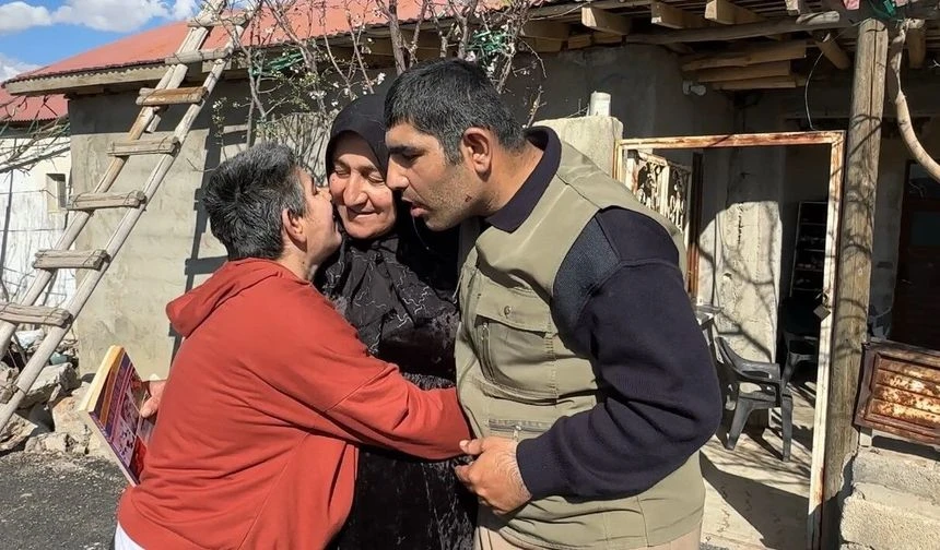 Hakkâri’de Örnek Anne: Hayatını 4 Engelli Çocuğuna Adadı