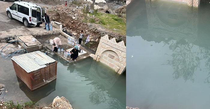 Hakkâri’de Kaynak çeşme günlerdir sular altında