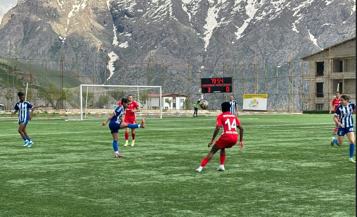 Hakkari kadın gücü rakibini 3-2 mağlup etti