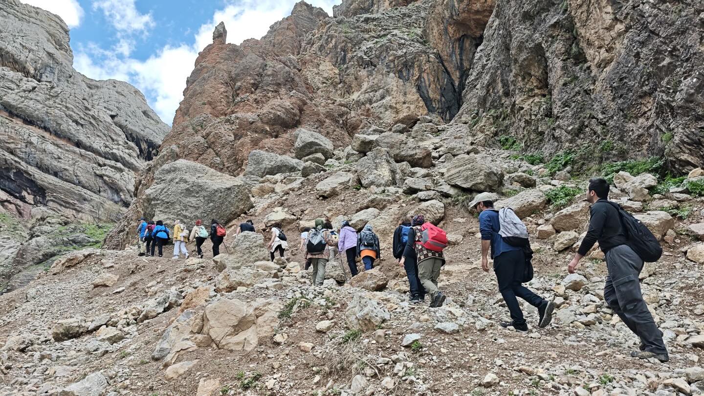 CİSAD’dan Kato Dağı Eteklerindeki Marunus Şelalesi’ne Doğa Etkinliği!