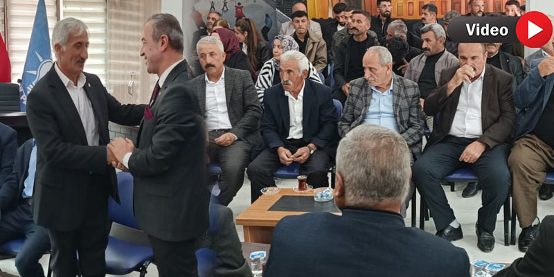 Hakkari Toplu Katılım: 300 Kişi AK Parti’ye Geçti