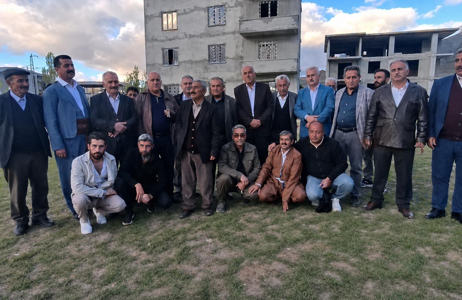 “300 Kişi Değil, En Fazla 15 Kişi”: Hakkari'de Parti Tartışması (VİDEO)