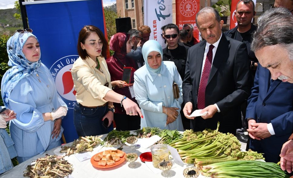 Hakkari’de 3. Yöresel Lezzetler Festivali’ne yoğun ilgi