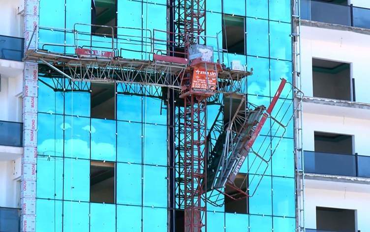 Acı haber: Vinçten düşen 4 inşaat işçisi yaşamını yitirdi