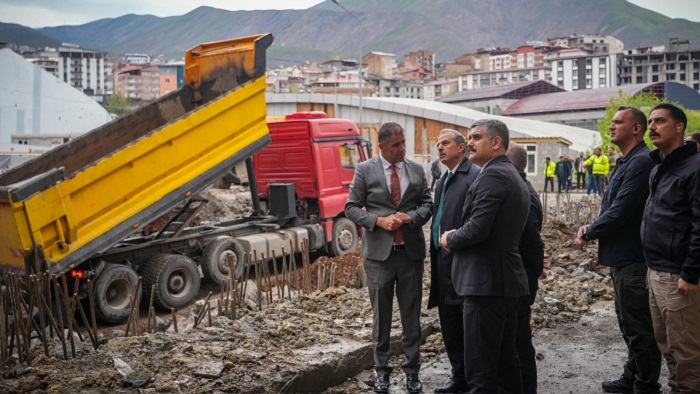Vali Taşyapan’dan tahliye edilen binalarda inceleme
