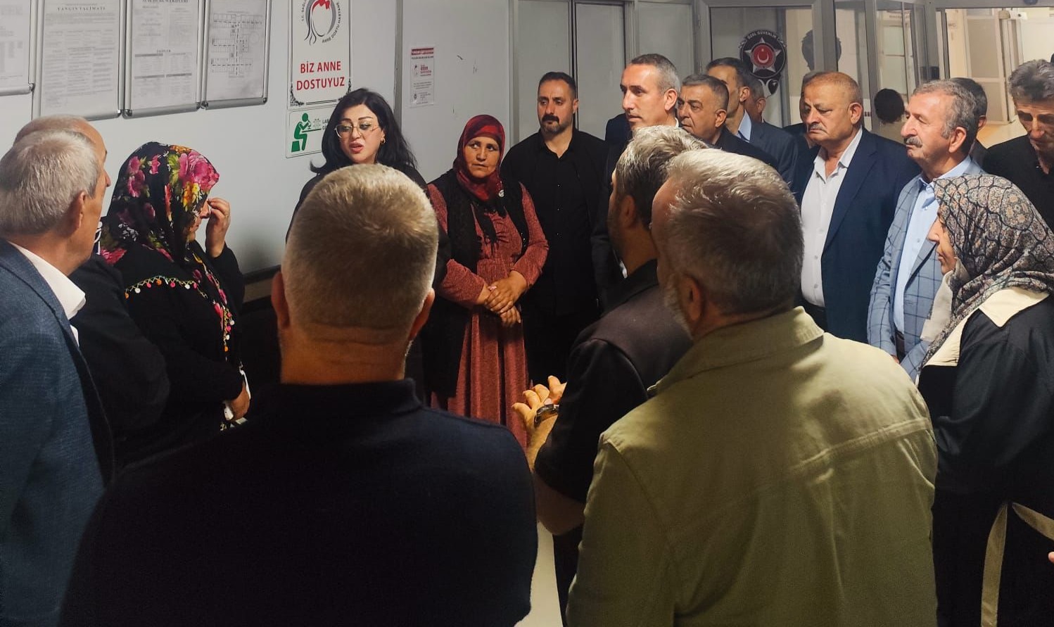 Hakkari DEM Parti Heyetinden Bayramda Hasta Ziyareti