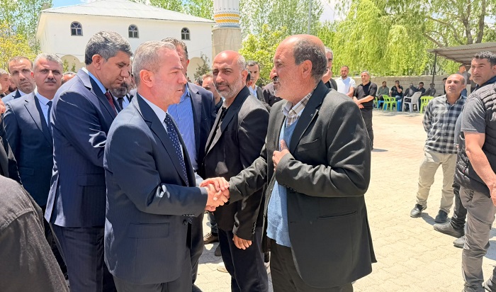 AK Parti Hakkâri İl Başkanı Kaya’dan Tunç ailesine Taziye Ziyareti