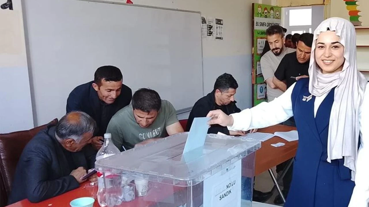 Hakkari'deki seçimde Kazananlar Belli Oldu