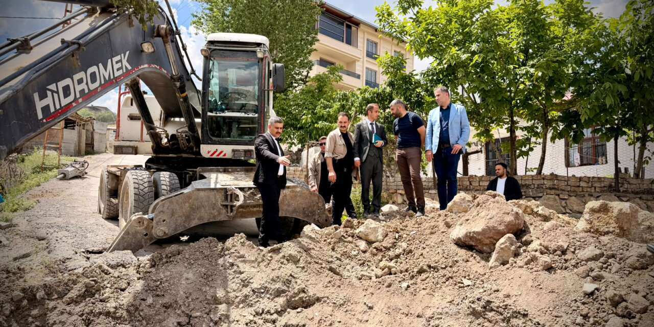 Hakkâri’de Altyapı ve Üstyapı Çalışmaları Sürüyor