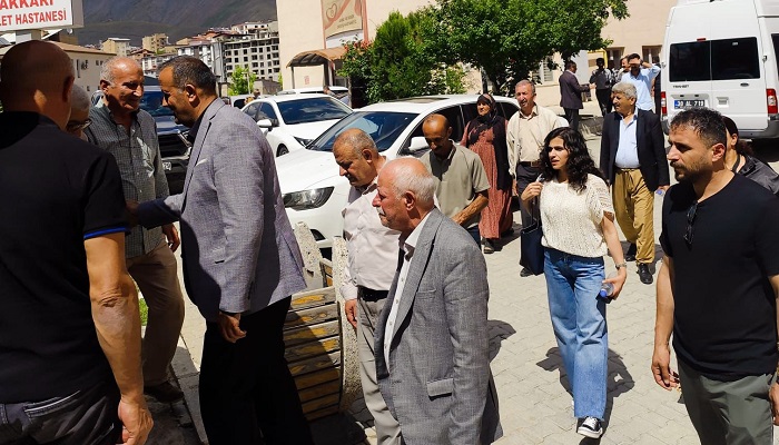 DEM Parti Hakkari İl Örgütü'nden hastane ziyareti