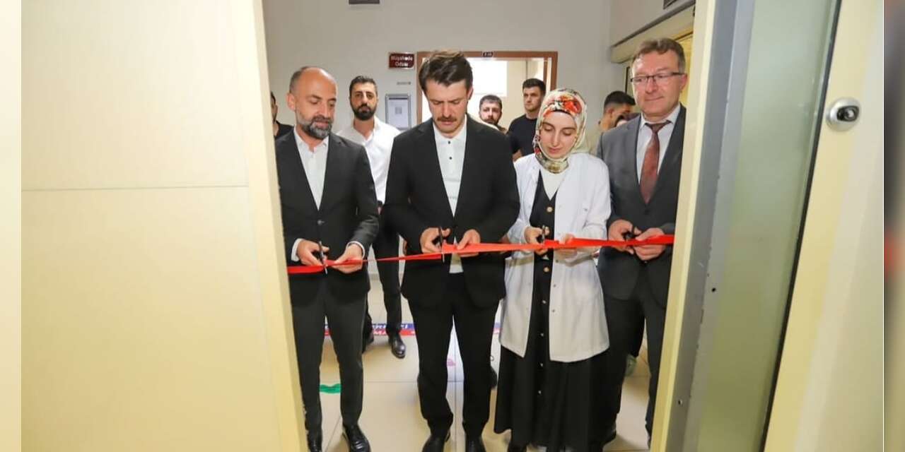 Çukurca Devlet Hastanesi’nde Diyaliz Ünitesi hizmete açıldı