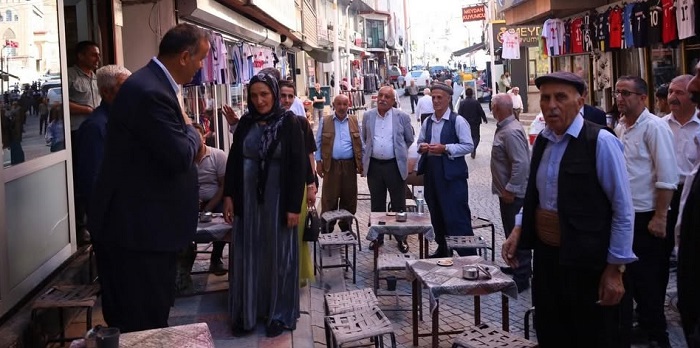 DEM Parti Hakkâri İl Örgütü Esnafın Sorunlarını Dinledi