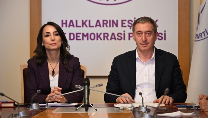 DEM Parti Eş Genel Başkanları’ndan ev baskınları ve gözaltılara tepki