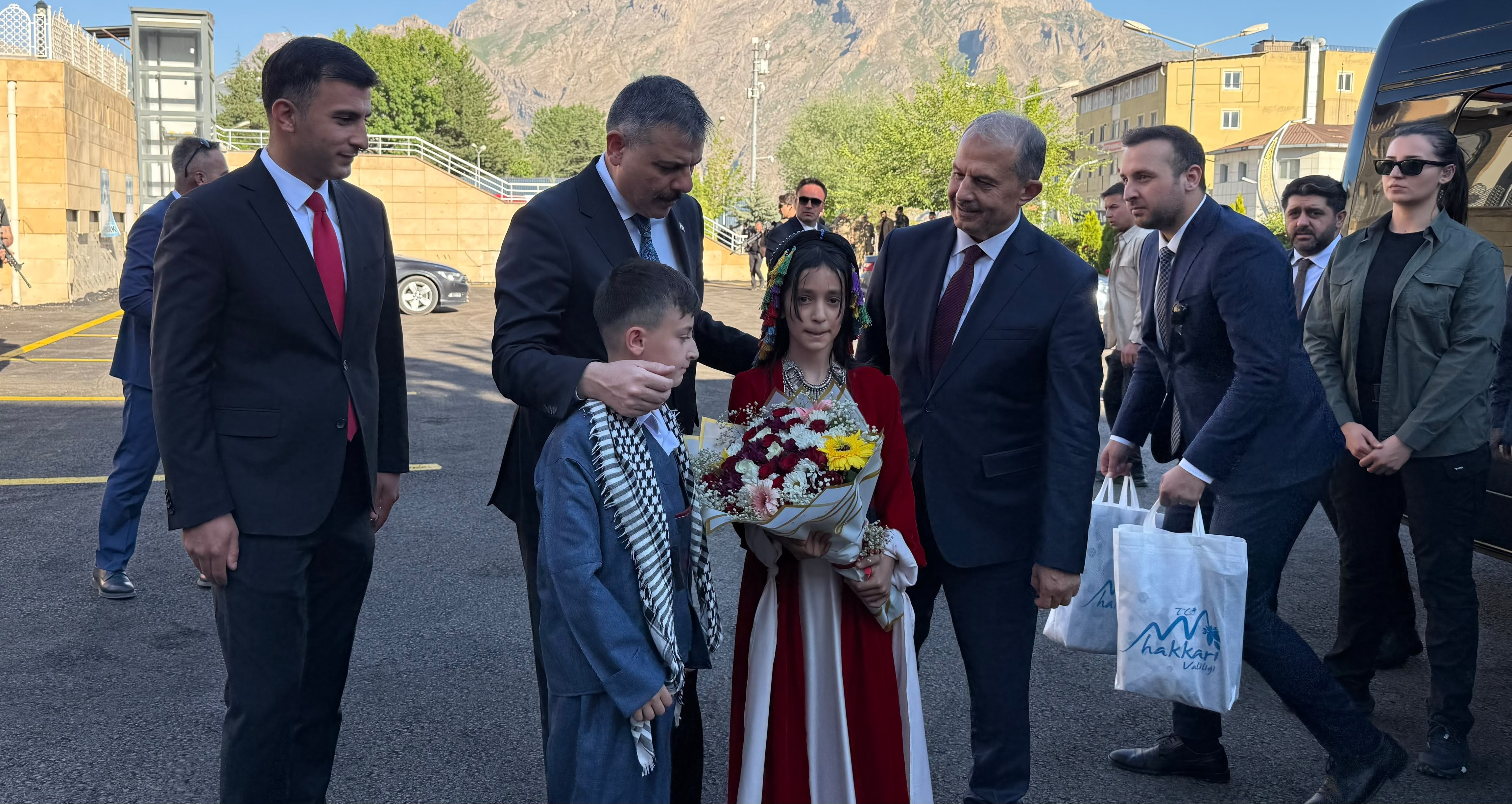 İçişleri Bakanı Çiftçi Hakkari’de!