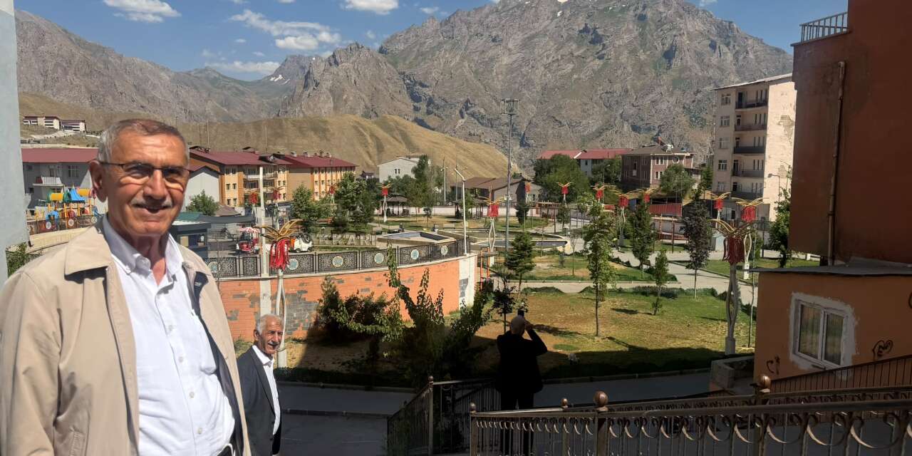 Eski Belediye Eş Başkanı Fadıl Bedrihanoğlu yıllar sonra Hakkari’de