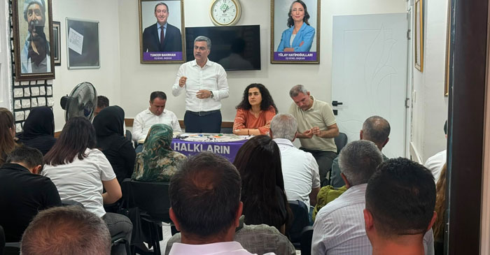 Hakkari'de "Genel Süreç ve Komünal Yaşam" toplantısı