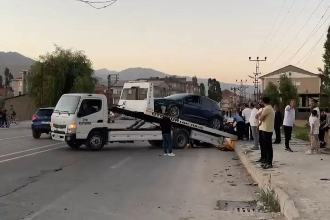 Yüksekova'da peş peşe trafik kazaları: 1 ölü, 1 yaralı