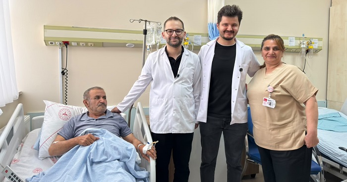 Hakkari'de ileri düzey böbrek ameliyatı başarıyla tamamlandı