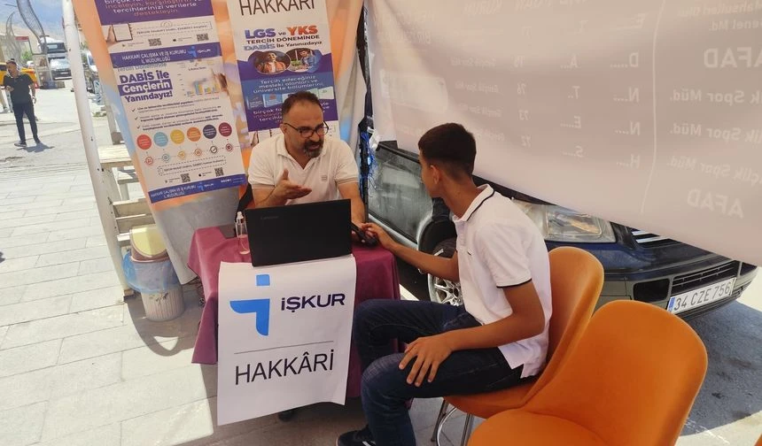 LGS ve YKS tercih döneminde Hakkâri'de DABİS tanıtılıyor