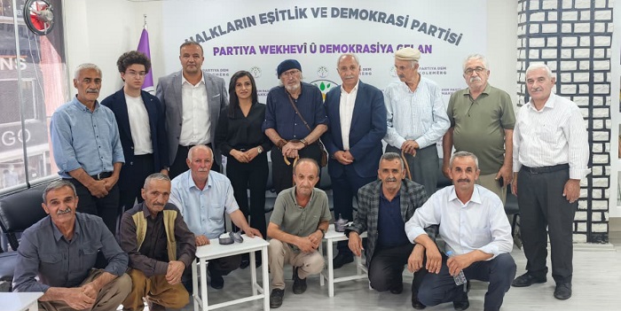DEM Parti Hakkâri İl Örgütü, Yazar İhsan Çolemêrg'i Ağırladı