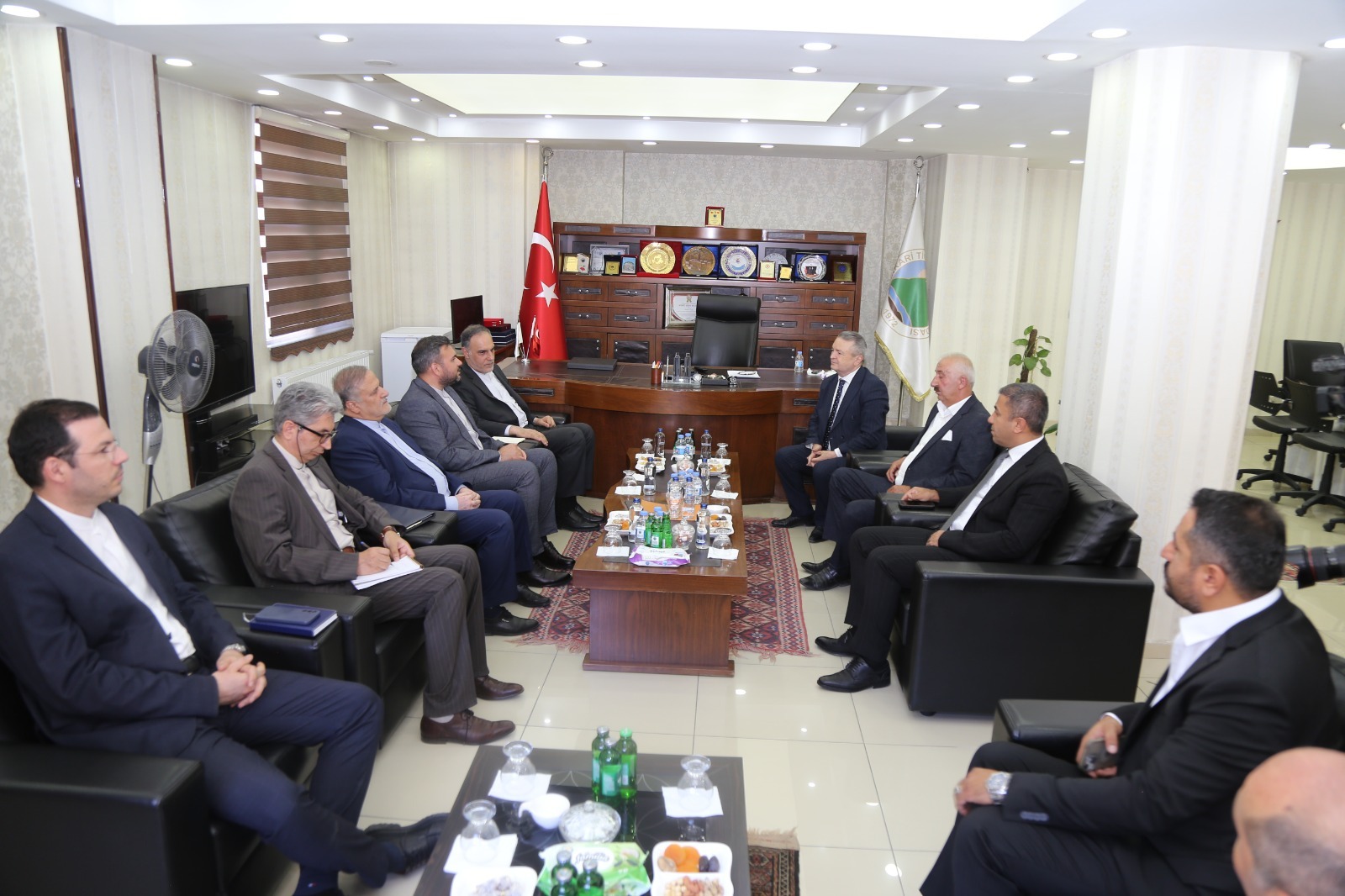 İran Büyükelçisi Habibollahzadeh Hakkâri'de