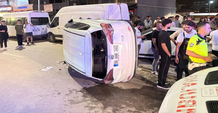 Hakkâri Yüksekova’da kaza: 2’si çocuk 4 kişi yaralandı