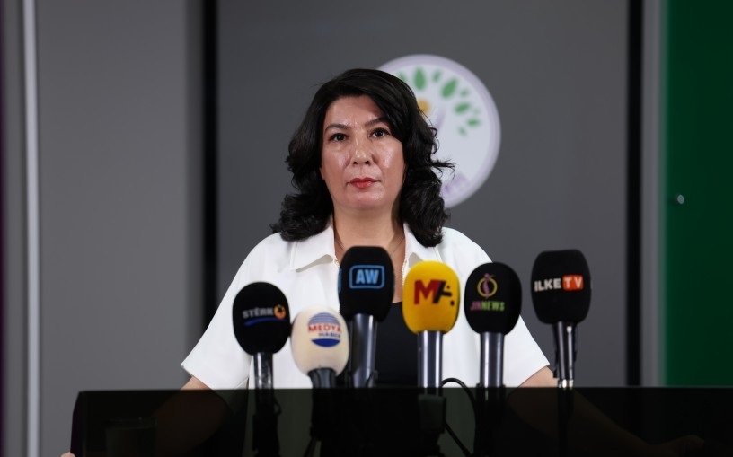 DEM Parti’den barış süreci çağrısı: Kadınların olmadığı masa eksiktir