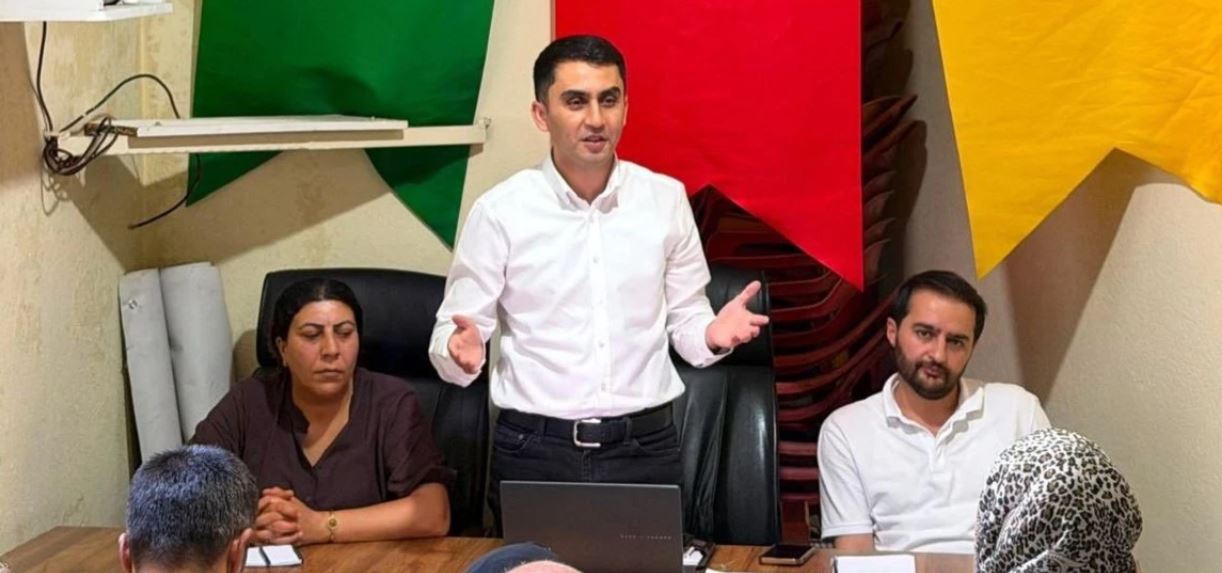 Şemdinli’de DEM Parti ve DBP’den süreç toplantısı