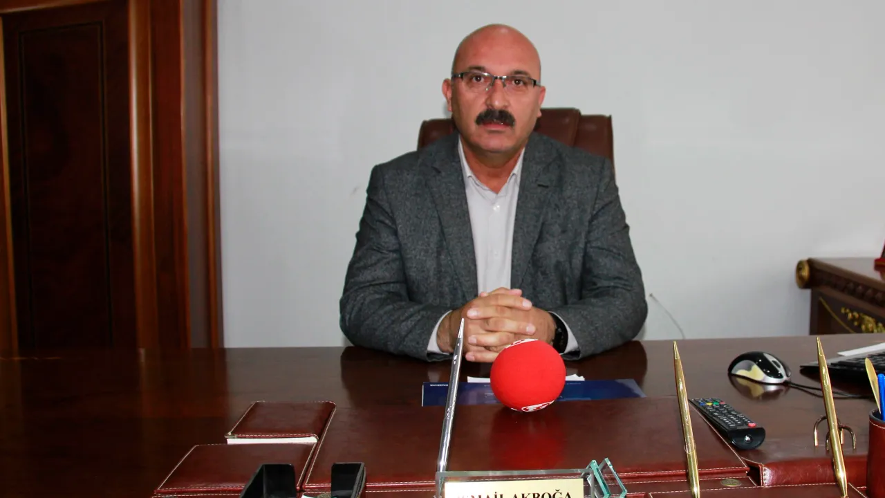 Akboğa’dan Hakkari Evi tepkisi: Yıkmak yerine koruyalım