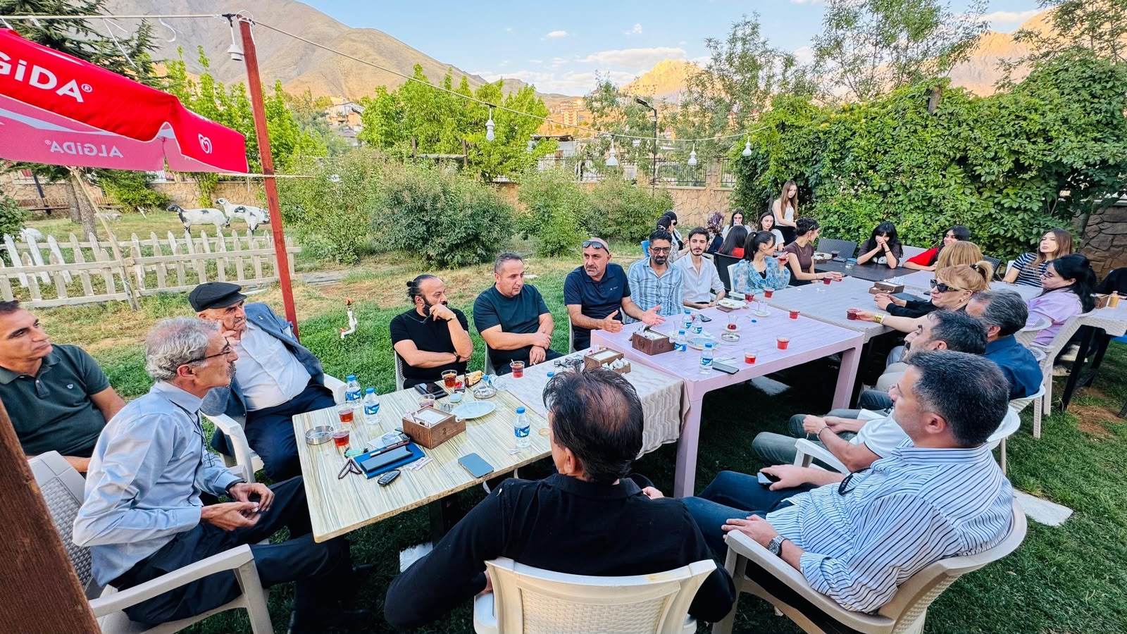 Hakkari Evi için sessiz buluşma: “Bizimdir Hakkari Evi!”