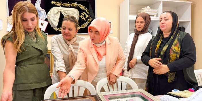 Yüksekova’da kadınların el emeğine anlamlı ziyaret