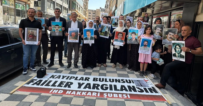 Hakkari'de kayıp yakınlarından 32 yıllık dosya için adalet çağrısı