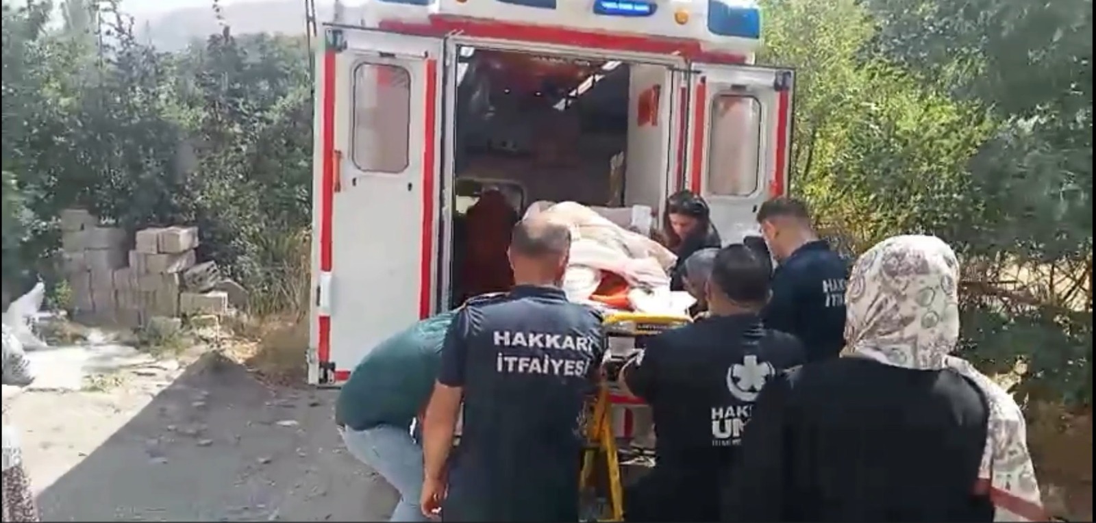 Hakkâri’de Yatalak Hasta İçin Ekipler Seferber Oldu