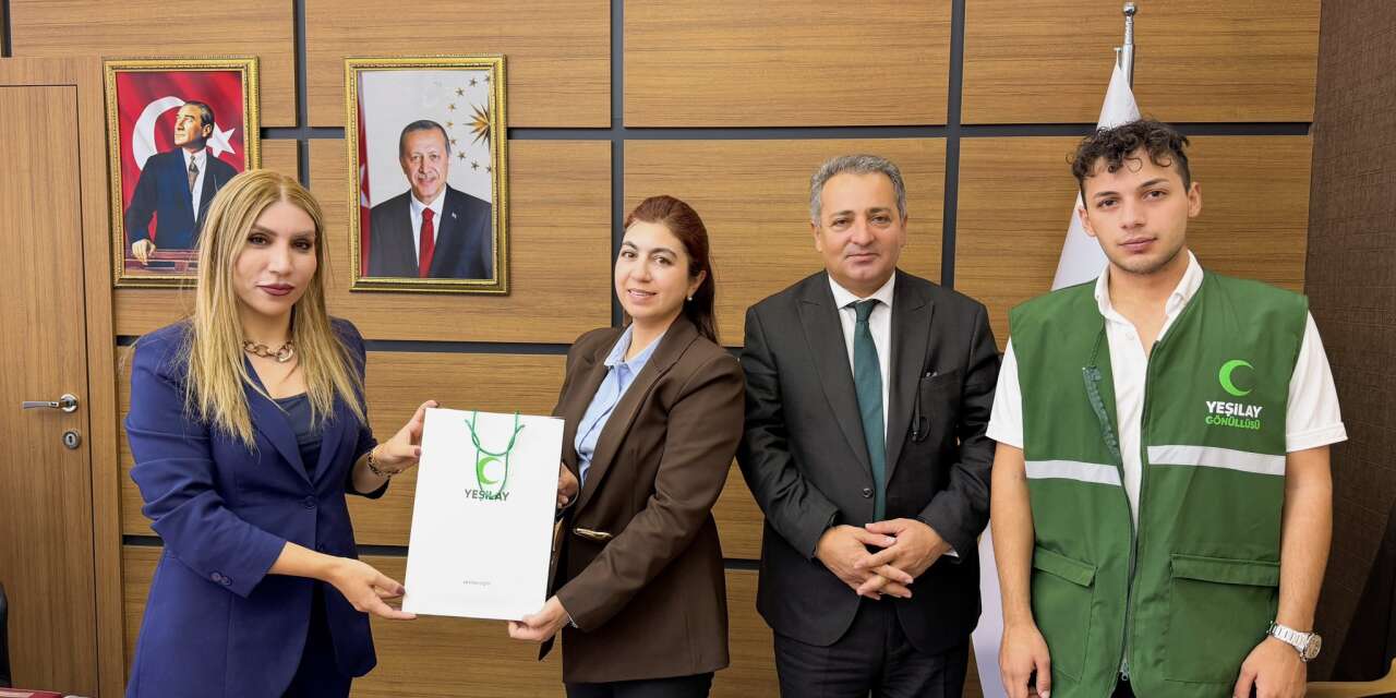 Hakkari Yeşilay'dan İl Müdürü Bilgiç’e ziyaret