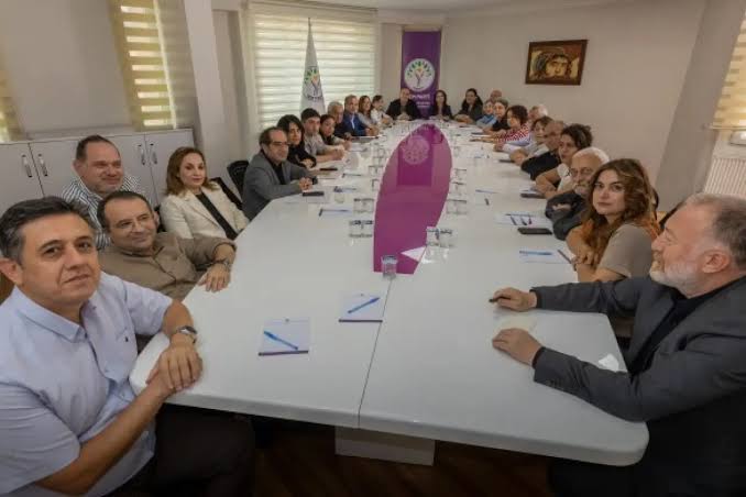 DEM Parti MYK, görev dağılımını gerçekleştirdi