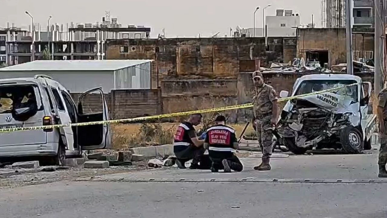 Acı Olay: Belediye ekibine araç çarptı: 1 ölü, 2 yaralı