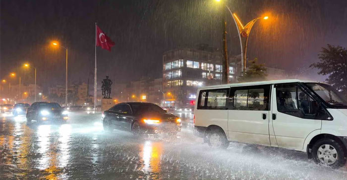 Meteoroloji uyardı: Hakkari’de sağanak alarmı!