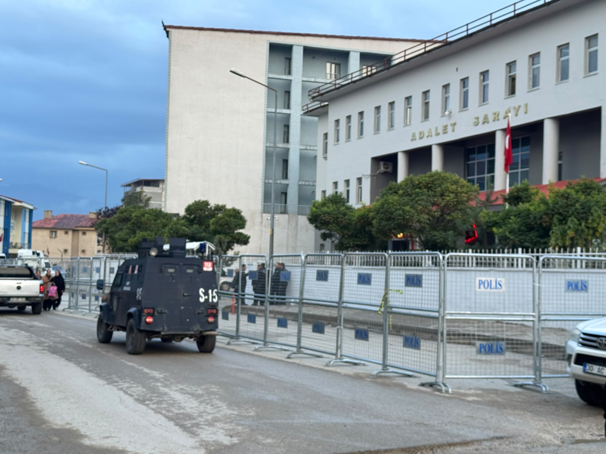 Yüksekova’da 9 şüpheli tutuklandı