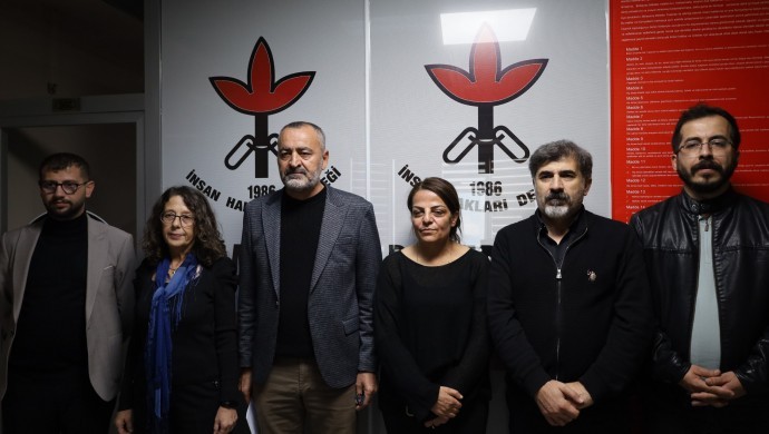 İHD: Yasal düzenleme bir an önce yürürlüğe girmeli