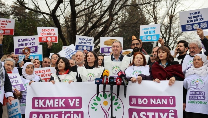 DEM Parti’den 'Ekmek, Barış ve Adalet İçin Bütçe' kampanyası