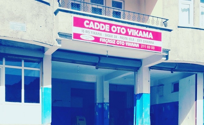 Hakkari’de Cadde Oto Kuaför Açıldı