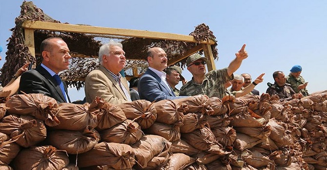 İçişleri Bakanı Soylu, Çukurca'da Güvenlik Yolunu İnceledi