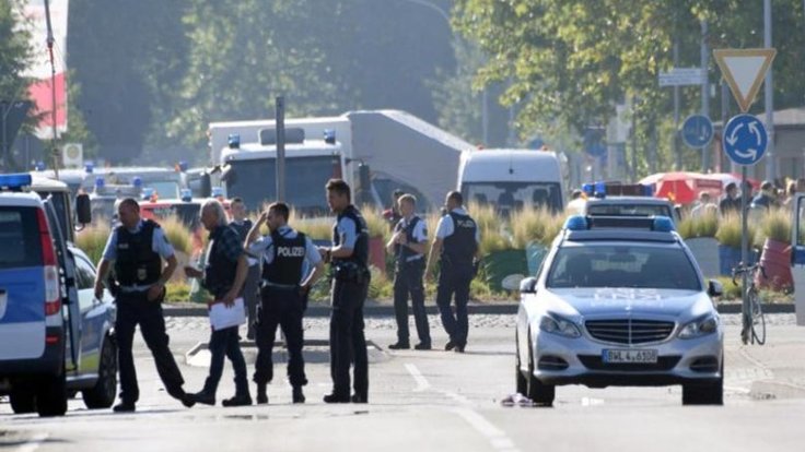 Almanya'da gece kulübüne silahlı saldırı