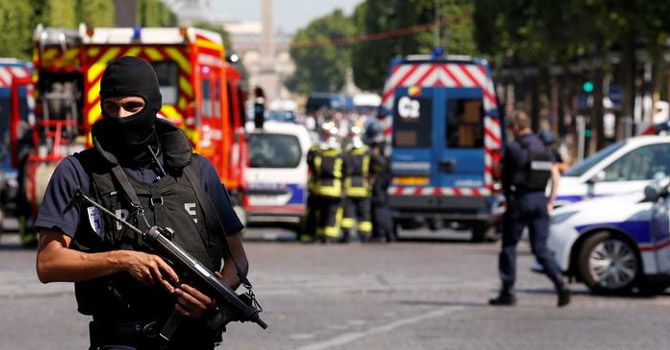 Dünya küresel ısınma ve IŞİD'den korkuyor