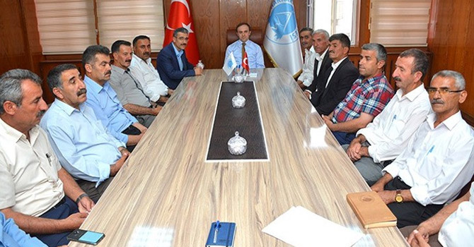 Başkan Vekili Epcim, muhtarlarla bir araya geldi